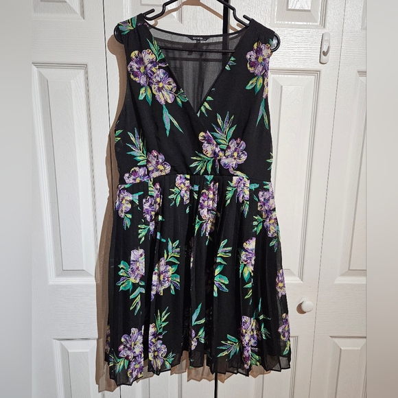 Floral Black Dress Pleated Skirt Sheer Back Zipup | George Size Large - Picture 1 of 7